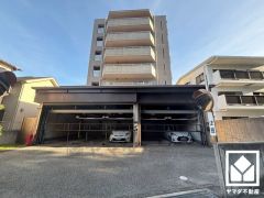 シンプルで飽きのこない設計が、暮らしに余白をもたらします。