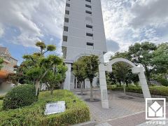 「長洲小学校」まで徒歩2分。低学年のお子様も安心して通学していただけます。