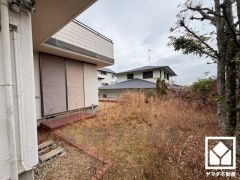 周囲にはすでに建物が建っていますので、実際の採光状況や窓の位置なども事前にご確認いただけます。