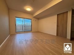 自然光を取り込む、開放感あふれる暮らし。隅々まで光が降り注ぎ、明るく心地の良い空間。