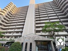 重厚感のあるファサードが、洗練された暮らしを予感させる。品格あるデザインが魅力。2024年11月大規模修繕工事完了済みの大変綺麗なマンションです。