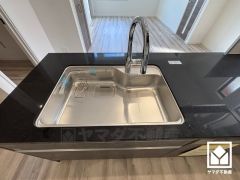 清潔感あふれるシンクで、毎日を気持ちよくスタート。