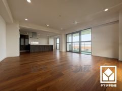 自然光を取り込む、開放感あふれる暮らし。隅々まで光が降り注ぎ、明るく心地の良い空間。