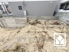 阪神電鉄本線「甲子園」駅まで徒歩約19分、阪急電鉄今津線「今津」駅まで徒歩約30分の立地。