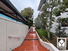 広々22.5帖のLDKが魅力。家族全員がリラックスできる、ゆったりとした快適リビングで温かい団らんの時間を。