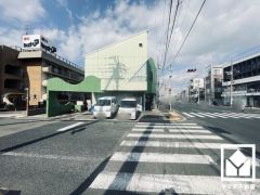 エレベーターはございませんが、2階のお部屋につき階段の昇降が少なく済みます。湿気や害虫の侵入リスクも低くなります。