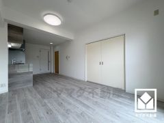 明るい光の差し込むLDKはゆったりとした家族団欒の場に。