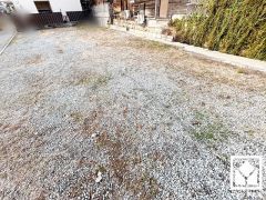 「関西スーパー大社店」まで徒歩3分、「ヤマザキショップ奥畑店」まで徒歩5分など、お買い物施設が徒歩圏内に複数あり便利な住環境です。