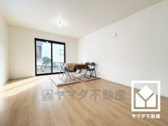 自然光を取り込む、開放感あふれる暮らし。隅々まで光が降り注ぎ、明るく心地の良い空間。