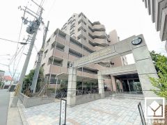 「阪神甲子園球場」が徒歩6分の距離にあり、野球観戦なども楽しみやすい住環境です。
