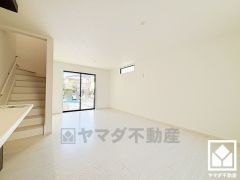 自然光を取り込む、開放感あふれる暮らし。隅々まで光が降り注ぎ、明るく心地の良い空間。