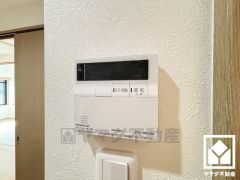 ボタン1つで自動でお湯張りができるオートバス機能付き。