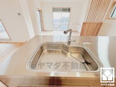 清潔感あふれるシンクで、毎日を気持ちよくスタート。