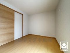約6帖の洋室です。全居室フローリングでお掃除ラクラクです。