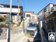 LD床暖房付きで、寒い冬でも足元ポカポカ。ホコリを巻き上げないのでお子様のいるご家庭にもおすすめです。