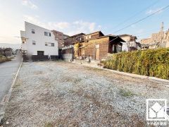 全2区画の2号地となっております。複数画同時購入も可能です。詳細は弊社スタッフまでお気軽にお問い合わせください。