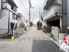 JR東海道本線「立花」駅まで徒歩約10分、阪急電鉄神戸線「武庫之荘」駅まで徒歩約18分の立地。2沿線利用可能で、毎日の通勤・通学だけでなく、休日のお出かけまで利便性に優れています。