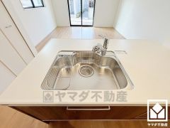 清潔感あふれるシンクで、毎日を気持ちよくスタート。