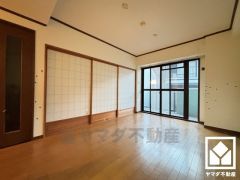 自然光を取り込む、開放感あふれる暮らし。隅々まで光が降り注ぎ、明るく心地の良い空間。