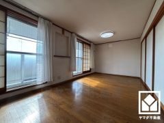 自然光を取り込む、開放感あふれる暮らし。隅々まで光が降り注ぎ、明るく心地の良い空間。