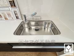 清潔感あふれるシンクで、毎日を気持ちよくスタート。