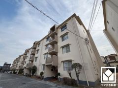 北側と南側の和室は続き間になっています。南側はリビングとも隣接しているため、それぞれ一体利用が可能です。