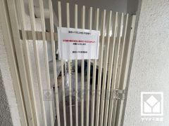 綺麗に整備されたゴミ出し場で気持ち良くお使い頂けます。