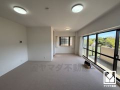 自然光を取り込む、開放感あふれる暮らし。隅々まで光が降り注ぎ、明るく心地の良い空間。