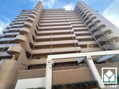 2025年12月に大規模修繕工事済みの大変綺麗なマンションです。