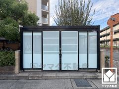 清潔なゴミ出し場で気持ち良くお使い頂けます。