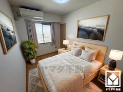 実写真と間取り図からCG再現した「空室リフォームイメージ」に家具などをCG合成しており、実際と異なります。