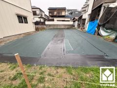 「ヤマザキショップ奥畑店」まで徒歩4分、「関西スーパー大社店」まで徒歩6分、「ドラッグセガミ大社店」まで徒歩6分など、お買い物施設が徒歩圏内に複数あり便利な住環境です。