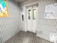 毎日の移動をスムーズに。快適エレベーター。