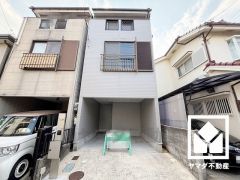 落ち着いた色合いと品のあるデザイン。帰るたびに安心感を感じられる佇まい。