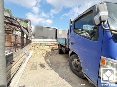 室内洗濯機置場がございますので、天候に左右されず洗濯していただけます。