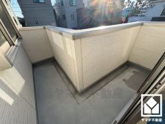 南側・西側の2面バルコニーで陽当たり、風通し良好です。