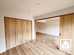 明るく開放的な洋室で、快適な生活を。