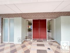 来客用駐車場もございます。ご友人やお客様も訪れやすい環境です。