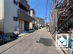 南向きバルコニーで陽当たり、風通し良好。広々としているため、お洗濯物をたっぷりと干す事ができます。