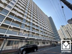 広々19.5帖のLDKが魅力。家族全員がリラックスできる、ゆったりとした快適リビングで温かい団らんの時間を。