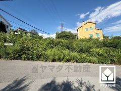 現況更地のため、余分な解体費用を抑えられ、スムーズに建築に入れます。