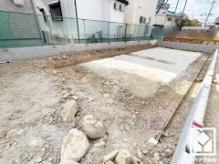 省エネ基準適合住宅で、光熱費などのランニングコストを抑えられます。夏は涼しく、冬は暖かい、季節に関わらず快適に過ごせる住宅です。