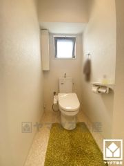 ゆとりある空間で、落ち着けるトイレ。