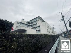 2026年1月フルリフォーム済の大変綺麗なお部屋です。空き物件につき、ご内覧可能となっております。