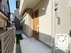 完成済みにつき、ご内覧可能となっております。当日案内も可能ですのでぜひお問い合わせください。