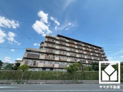 落ち着いた色合いと品のあるデザイン。帰るたびに安心感を感じられる佇まい。