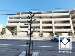 2023年8月リフォーム済の大変綺麗なお部屋です。大切なペットと一緒にお住まいいただけます（規約制限有）。