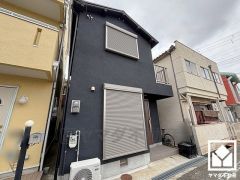 居室には収納スペースが多数ございますので、お部屋の広さを最大限に活用できます。