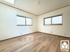 全居室2面採光以上。明るい陽光がたっぷり差し込む心地よい生活空間です。