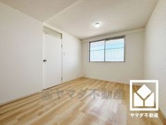 全居室に窓がございます。明るい陽光がたっぷり差し込む心地よい生活空間です。